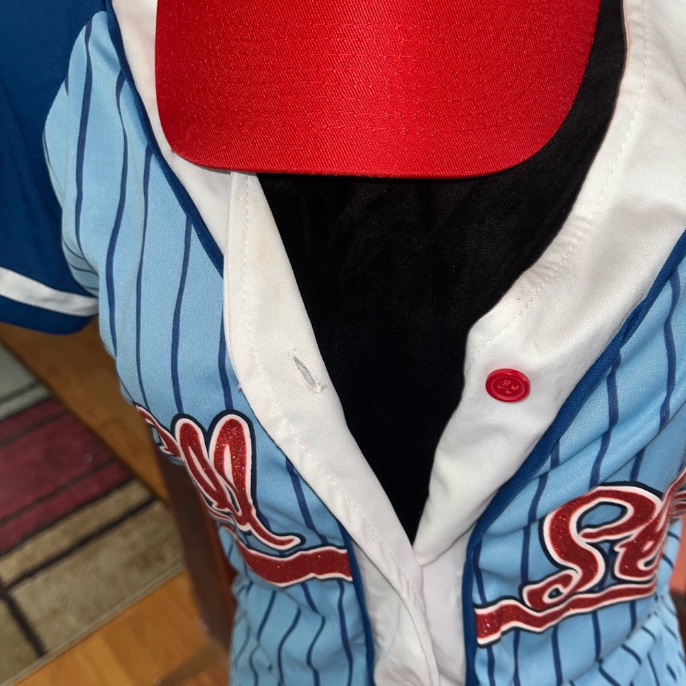 Out Of Your League woman’s costume - Picture 2 of 8
